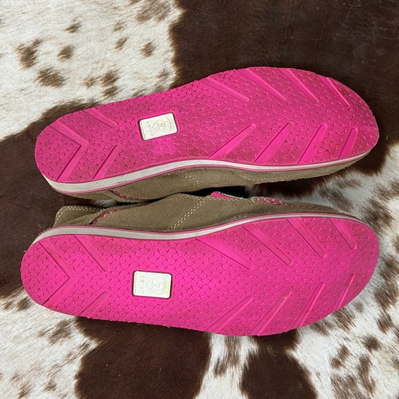 Cactus print ariat cruisers/loafers shoes - Picture 4 of 4